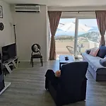 Guest House Astra - Where Mountain Meets The Sea